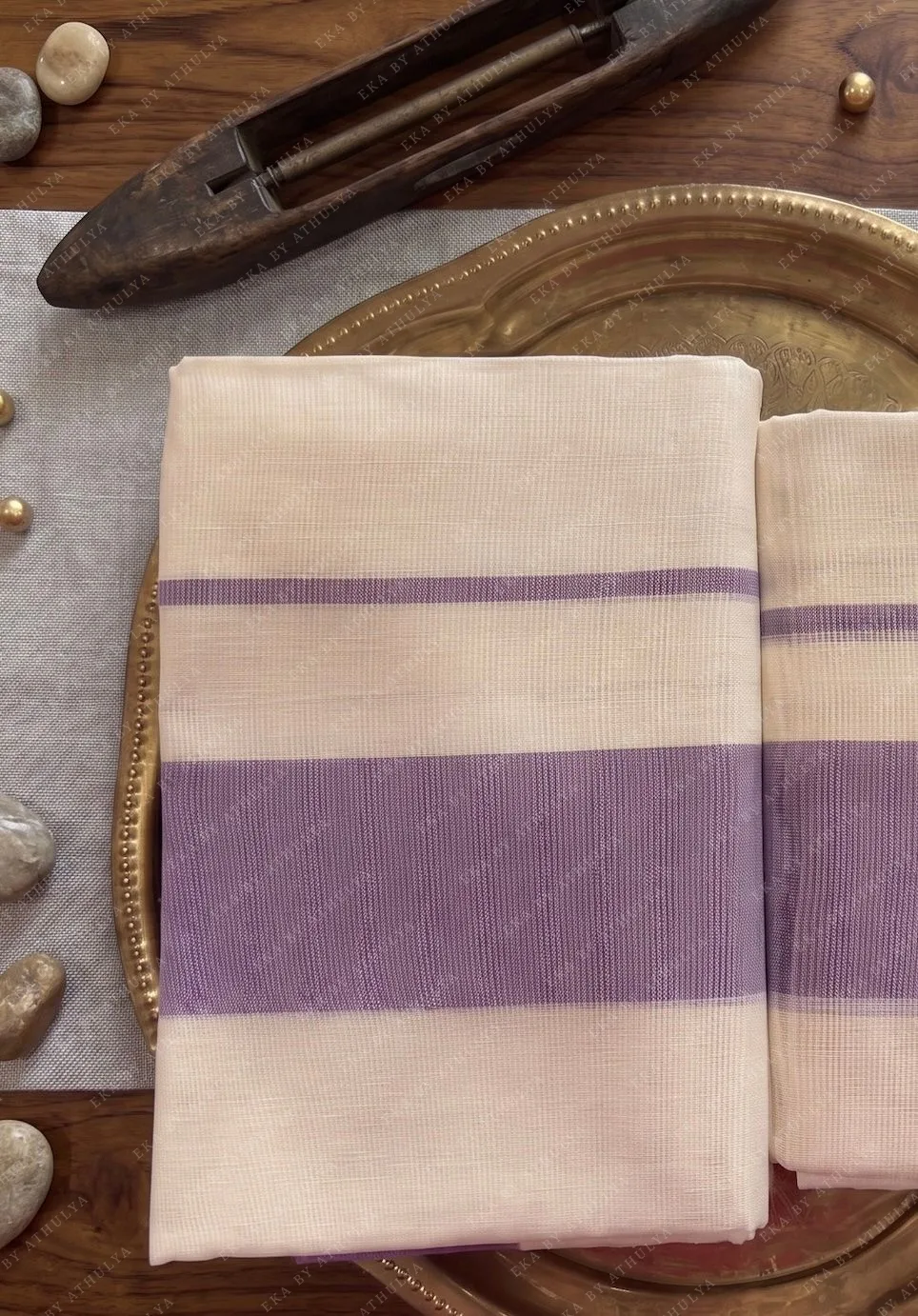Set Mundu with Minimalist Lilac Border