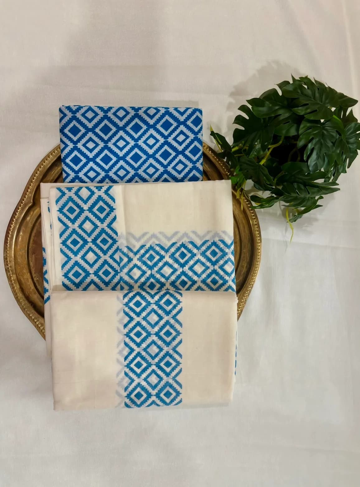 Pure Cotton Set Mundu with Blue Border Pattern