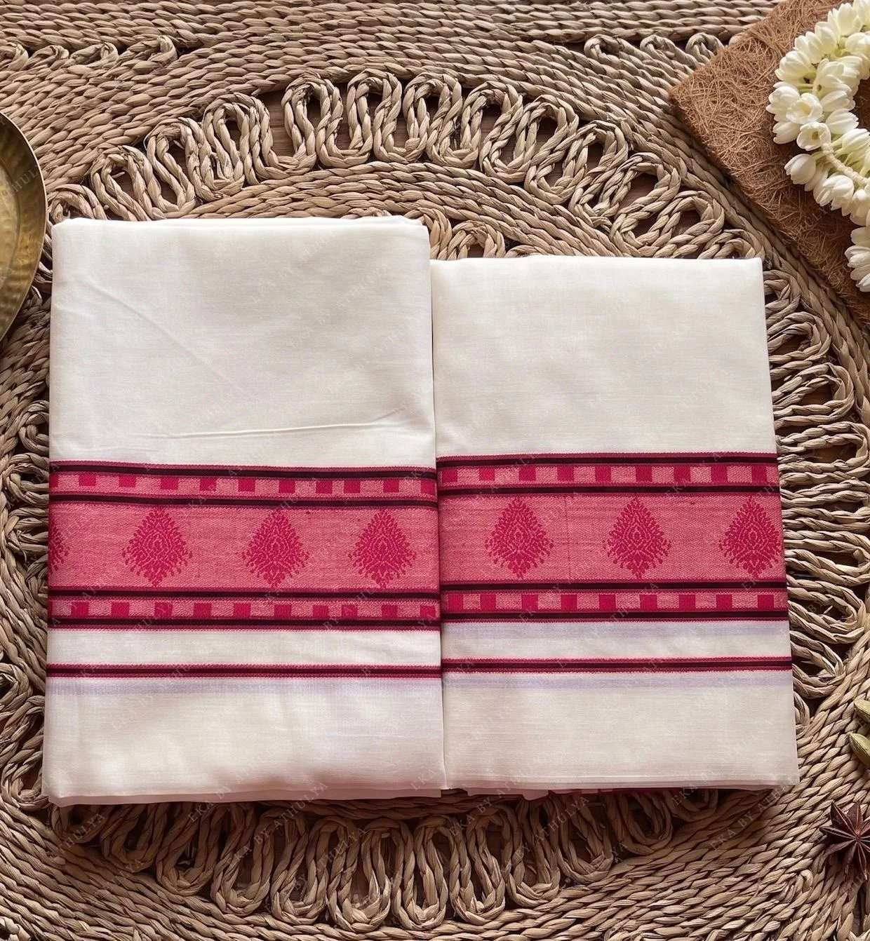 Set Mundu with Crimson Motif Border